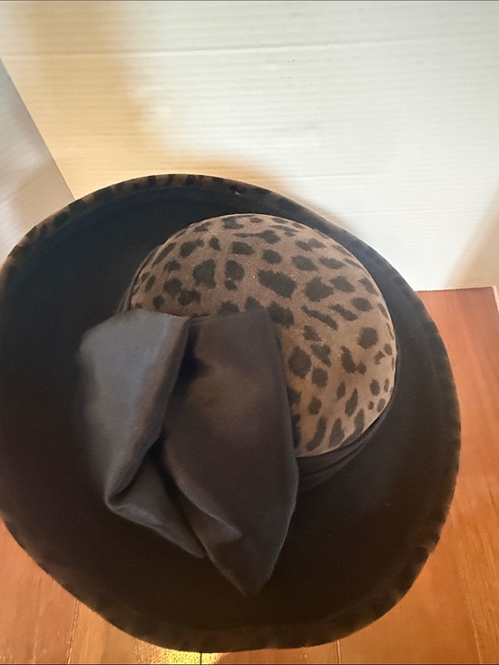 Vintage Diahann Carroll Leopard Wool Wide Brim Church Dress Hat 22.5